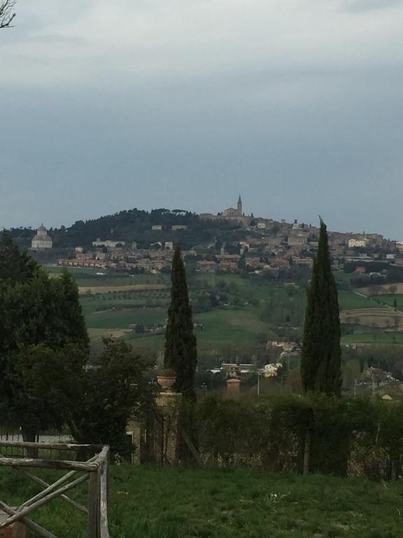 Appartamento Dell Agriturismo Pane E Olio تودي المظهر الخارجي الصورة